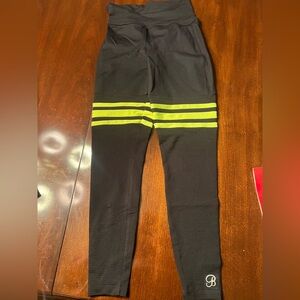 listing-status-banner